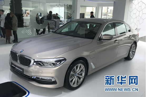 BMW 5ϵ,ʽτУͣ܇